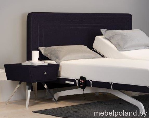 Изголовье &quot;KOKOLINE 41&quot; Hollandia International   стильный дизайн, имеет свои собственные ножки, монтируется к любой кровати.