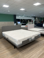Регулируемая кровать "Champion T Royal"с изголовьем Relax от Hollandia International Израиль